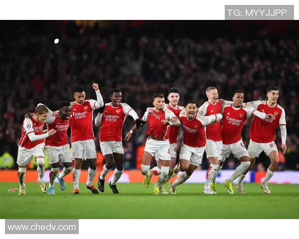 世界杯精彩对决利物浦与那不勒斯战成平局补时进球引发全场狂欢 世界杯精彩对决利物浦与那不勒斯战成平局补时进球引发全场狂欢