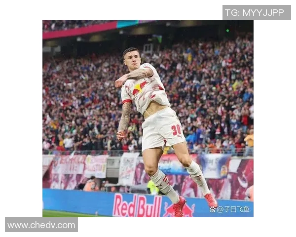 意甲激战曼联狂胜莱比锡6-2全场沸腾赛后分析精彩瞬间回顾