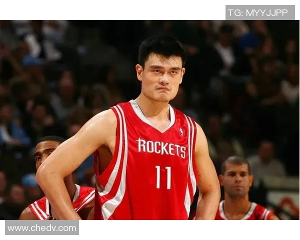 姚明幽默风趣的经典瞬间让你捧腹大笑的篮球传奇故事