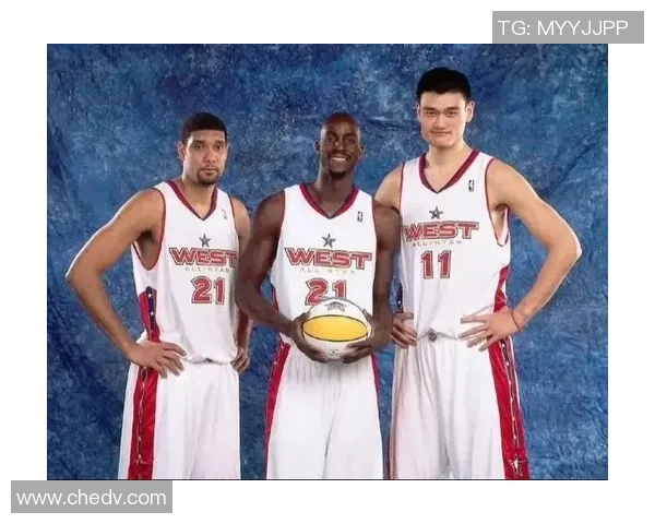 姚明内线精彩瞬间回顾见证中国篮球巨星的辉煌时刻与技术魅力