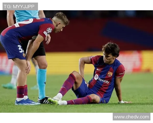 国王杯经典对决巴萨与皇马鏖战平局引发全场热议 国王杯经典对决巴萨与皇马鏖战平局引发全场热议