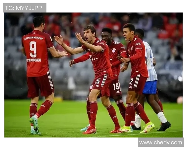 友谊赛精彩回顾：那不勒斯小胜拜仁点球大战引发全场热烈反响