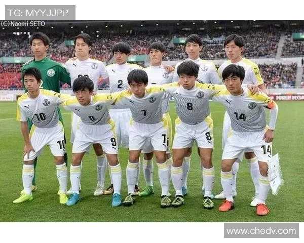 英超惊天冷门那不勒斯狂胜巴萨五球红牌事件引发全场热议