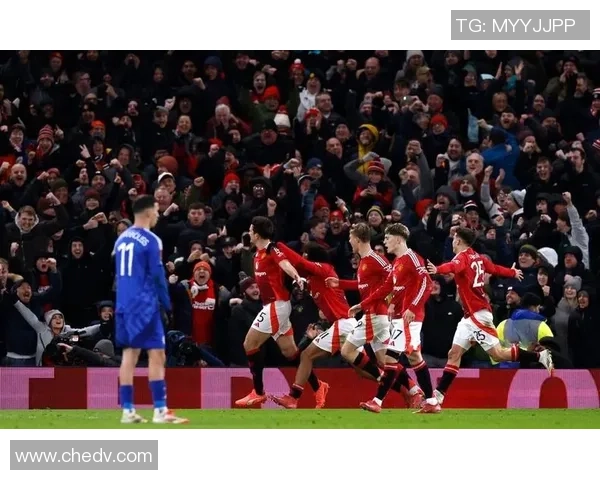 足总杯精彩对决拜仁3-0战胜里昂绝杀时刻引发全场欢呼 足总杯精彩对决拜仁3-0战胜里昂绝杀时刻引发全场欢呼