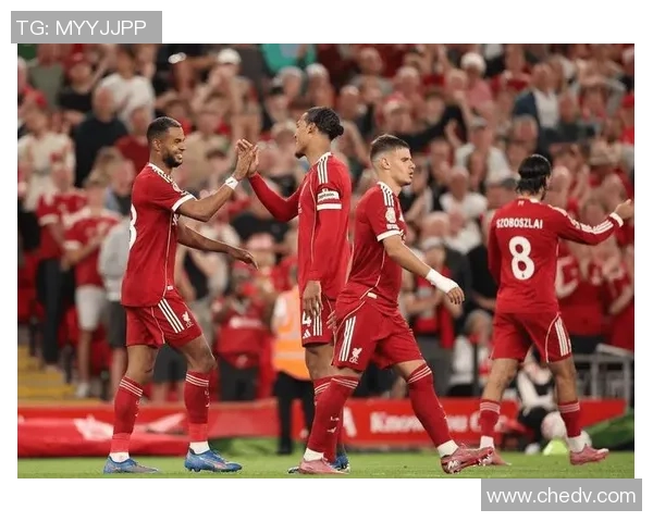 意甲激战:利物浦险胜国米红牌事件引发全场热议与争议 意甲激战:利物浦险胜国米红牌事件引发全场热议与争议