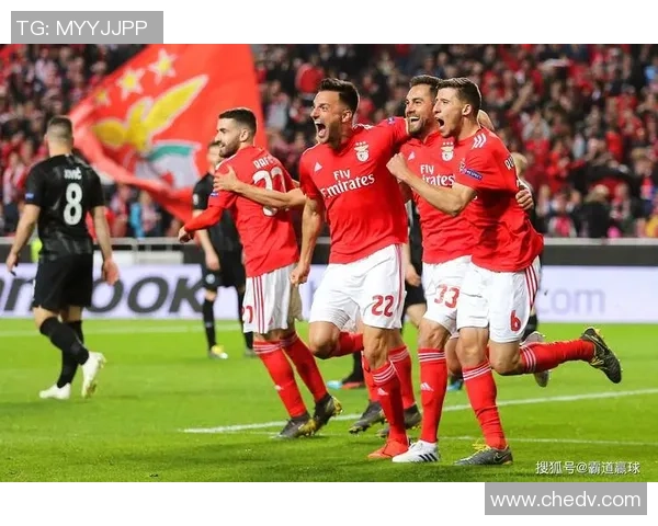 欧联杯精彩对决那不勒斯大胜本菲卡五球狂潮引爆全场激情